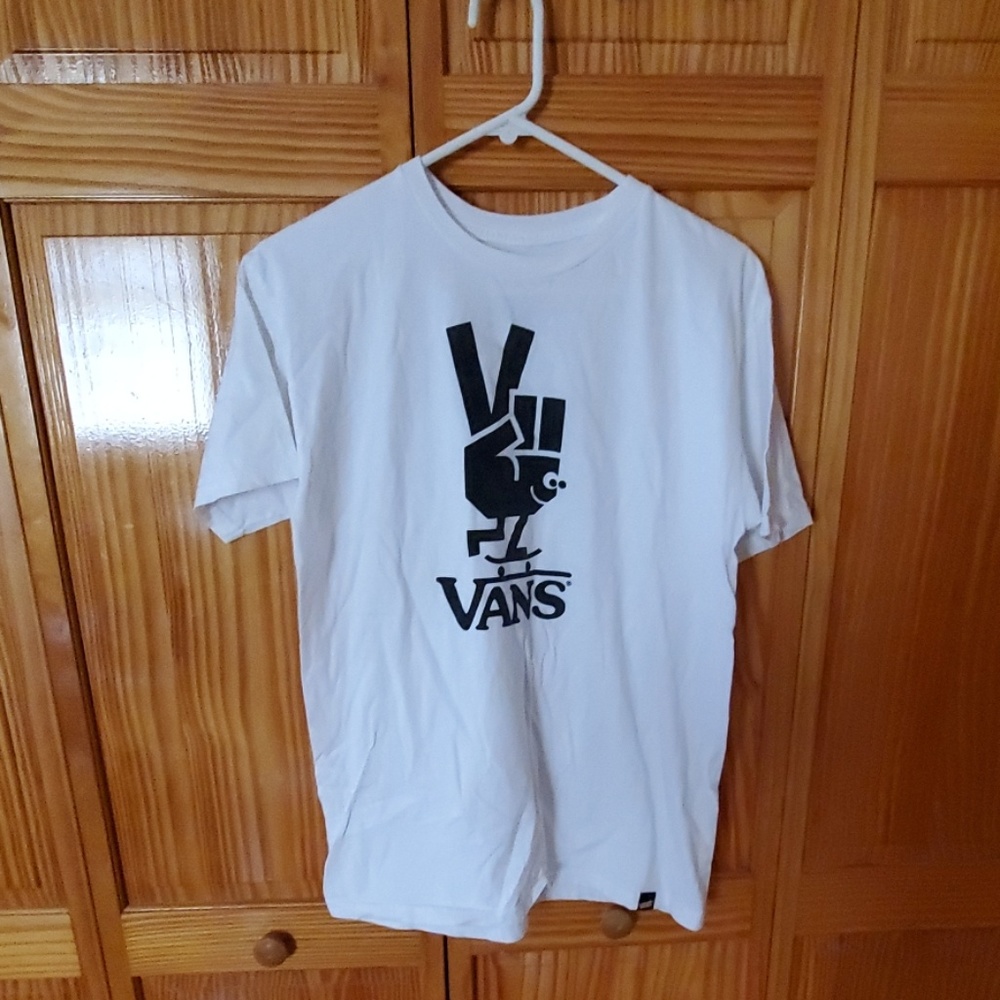 Tee shirt